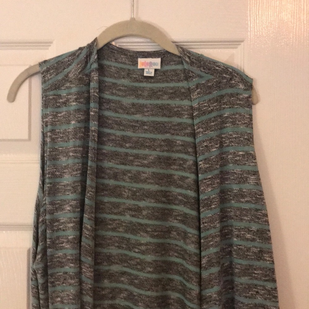 Lularoe large knit Joy vest